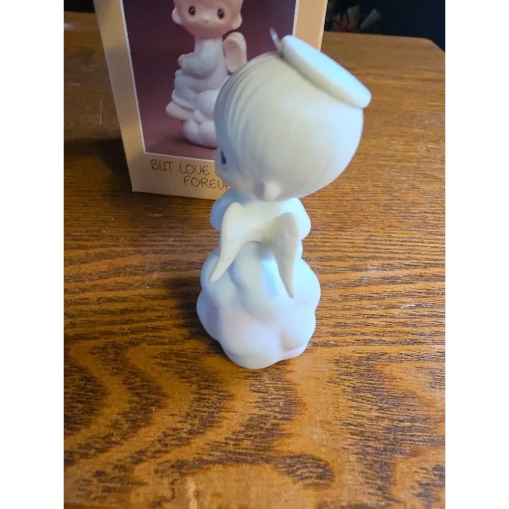 Precious Moments Ornament Angel 'But Love Goes‎ On Forever' Porcelain Christmas